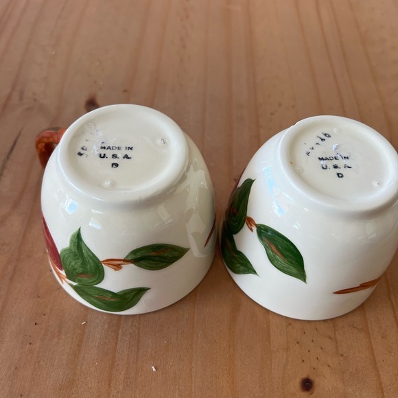 Vintage Franciscan, Apple pattern, Set of Two, coffee cups or flat cups. READ - Picture 8 of 8